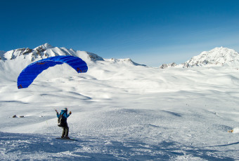 Speedriding with Evolution 2 Val d’Isère.