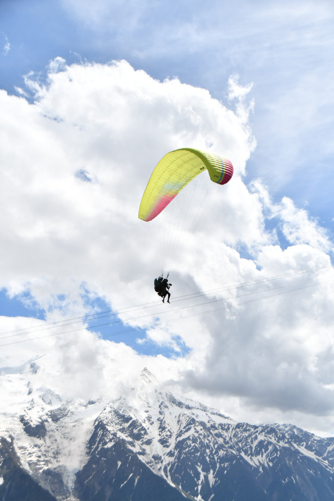 paragliding flights activity mountain summer winter