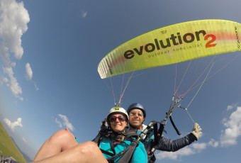 PARAGLIDING