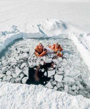 ice-floating-activity-winter-wellness-mountain